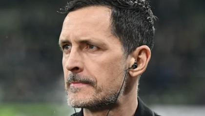 克勒舍：托普穆勒下一场是否还会出现在教练席？我们正在讨论